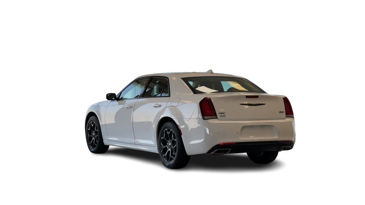 2023 Chrysler 300
