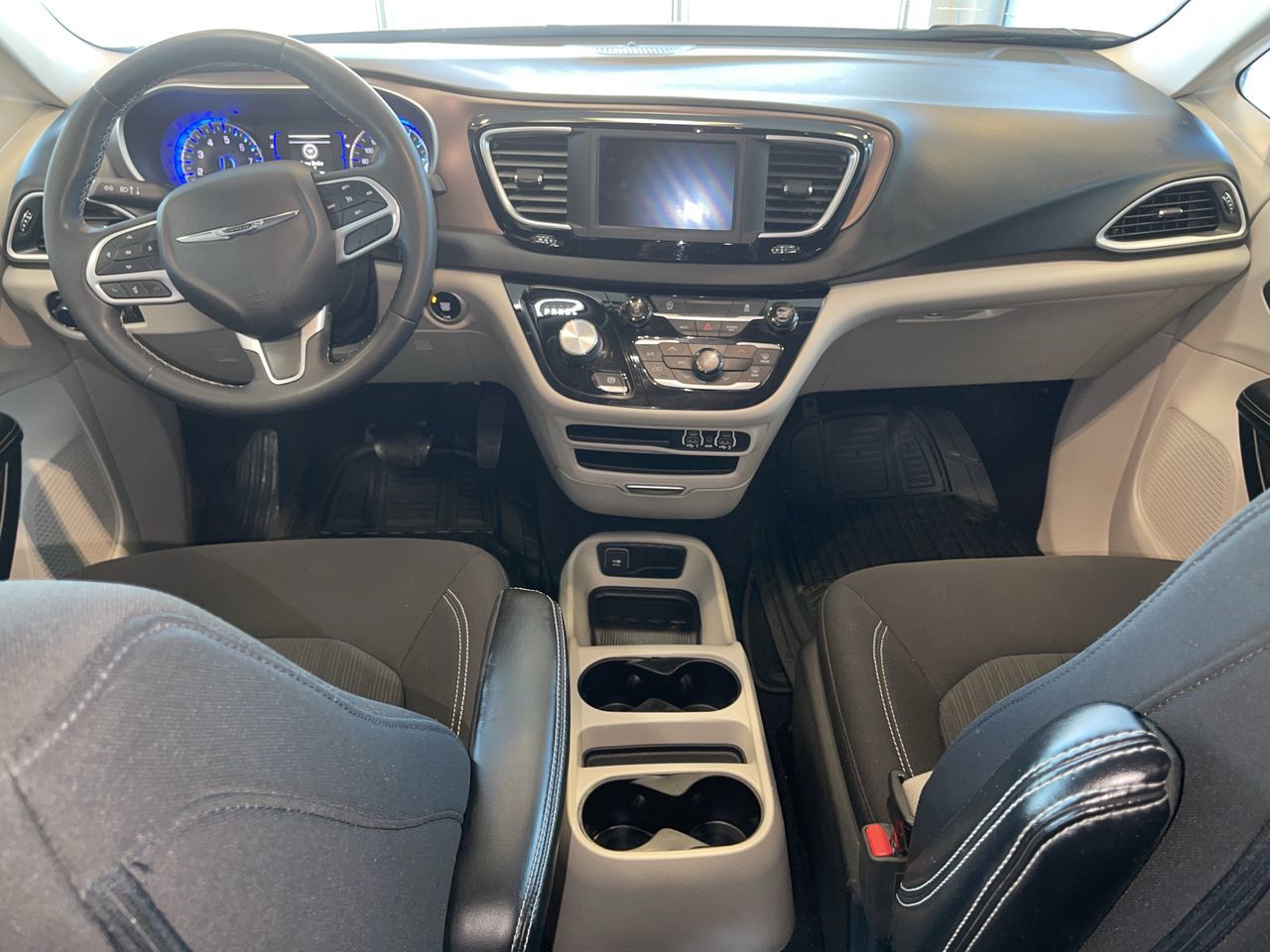 Chrysler Grand Caravan  2022 à Regina, Saskatchewan