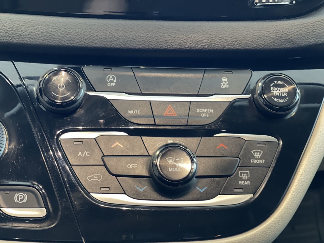 Chrysler Grand Caravan  2022 à Regina, Saskatchewan