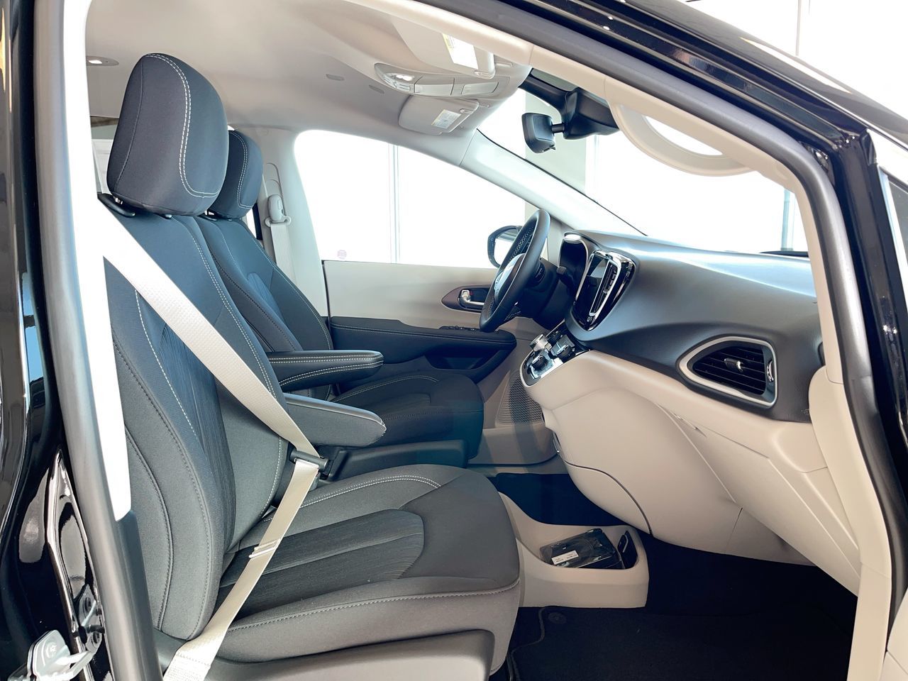 2024 Chrysler Grand Caravan in Regina, Saskatchewan
