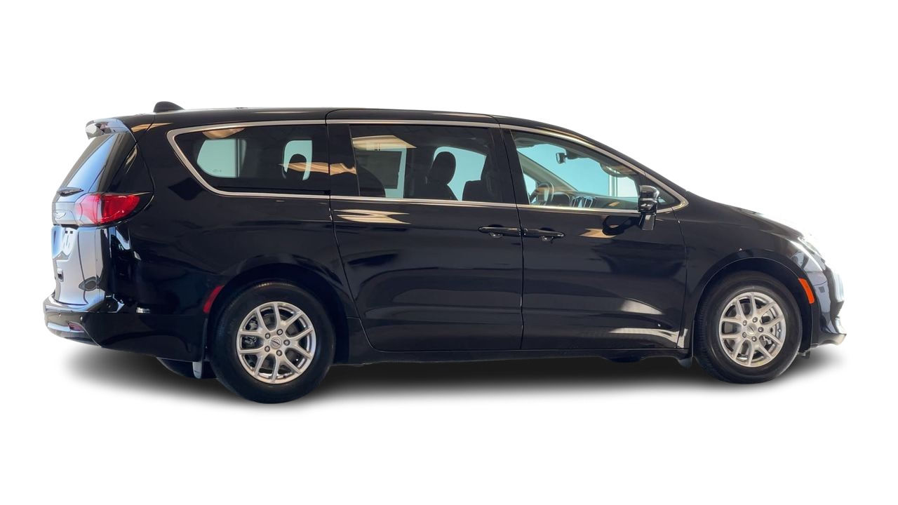 2024 Chrysler Grand Caravan in Regina, Saskatchewan