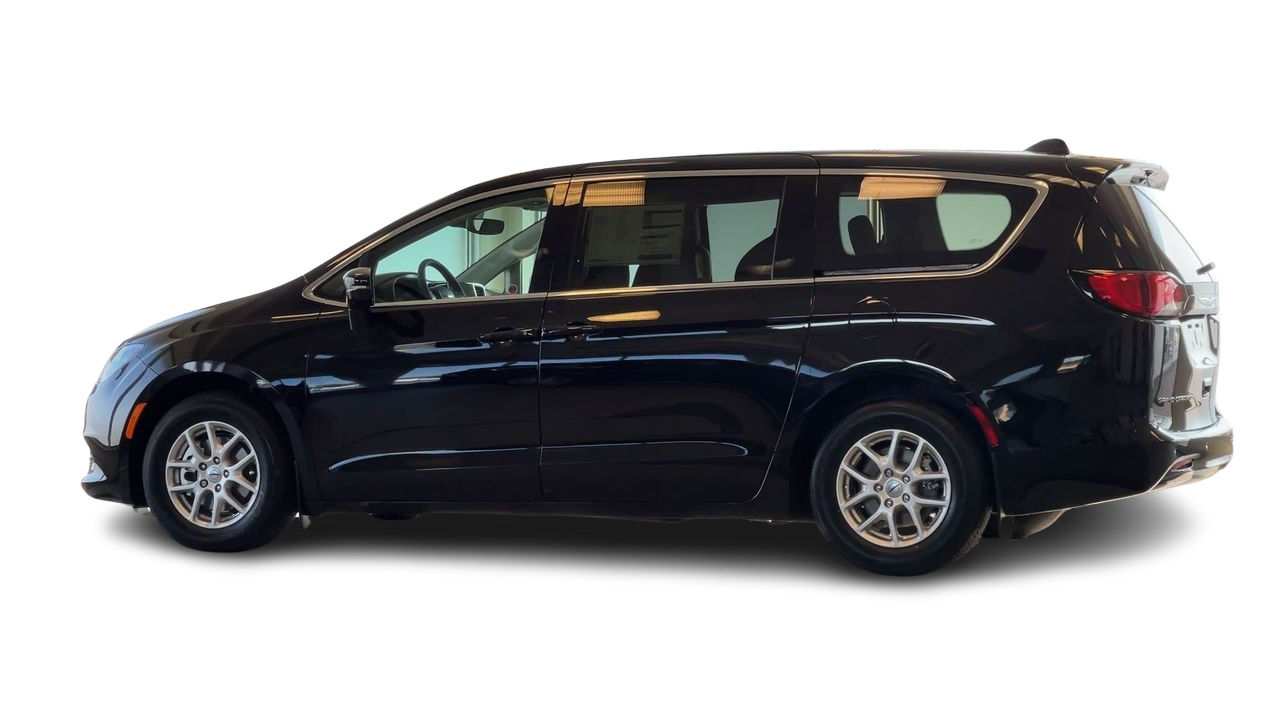 2024 Chrysler Grand Caravan in Regina, Saskatchewan