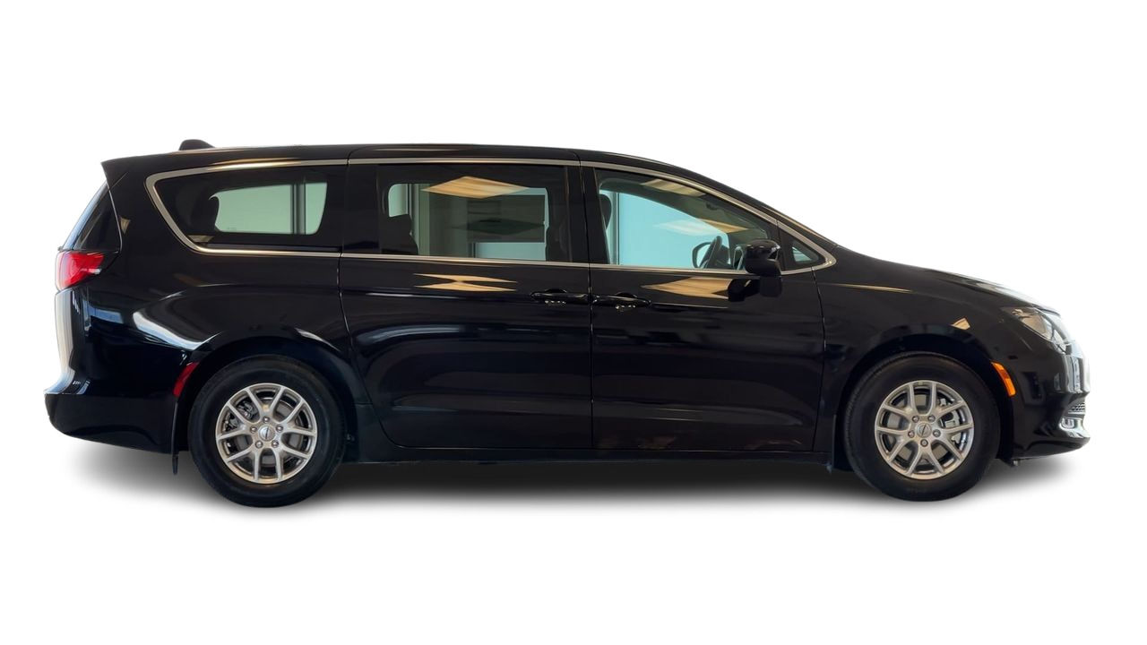 2024 Chrysler Grand Caravan in Regina, Saskatchewan