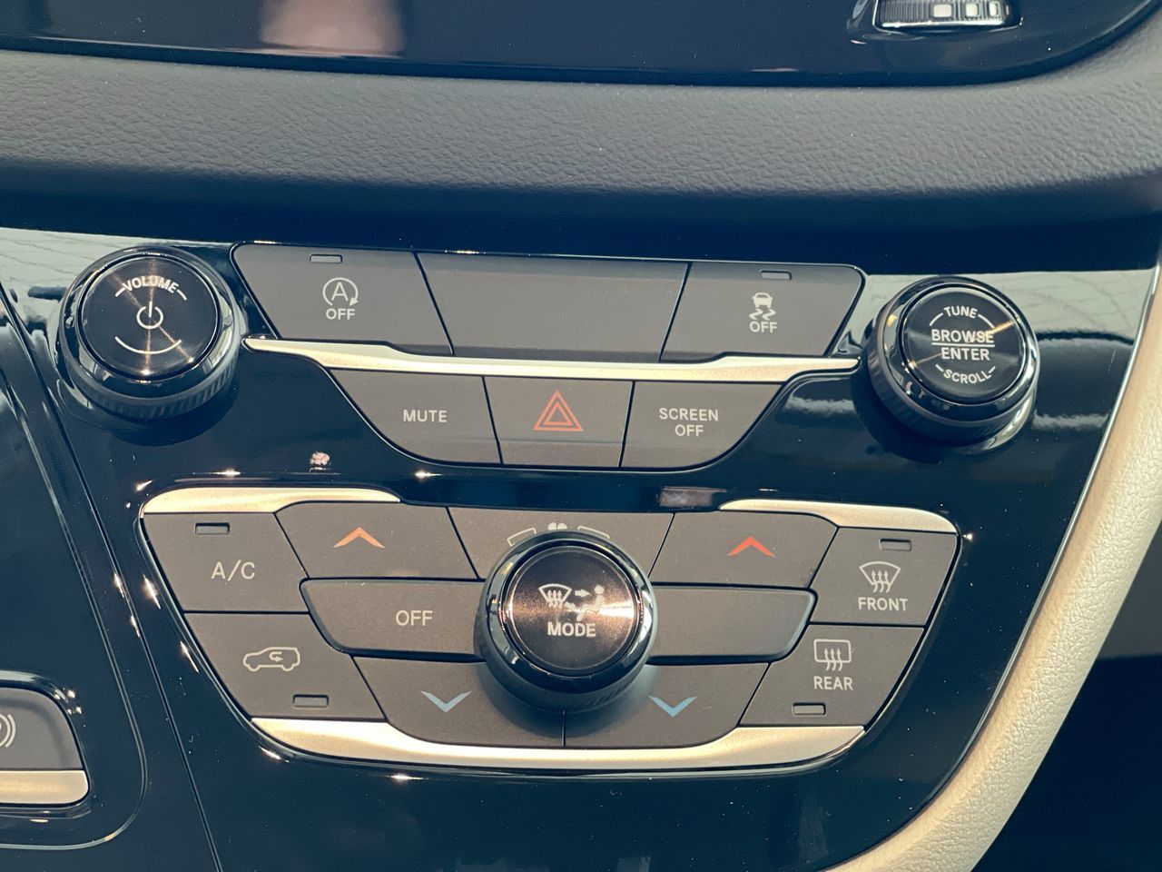 2024 Chrysler Grand Caravan in Regina, Saskatchewan
