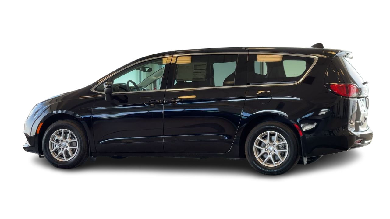 2024 Chrysler Grand Caravan in Regina, Saskatchewan