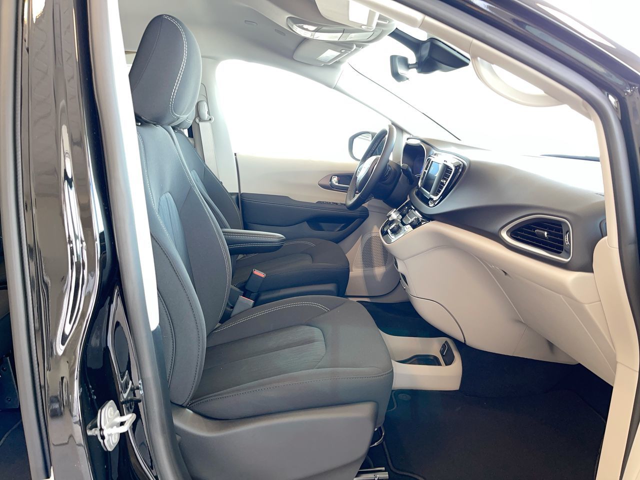 2024 Chrysler Grand Caravan in Regina, Saskatchewan