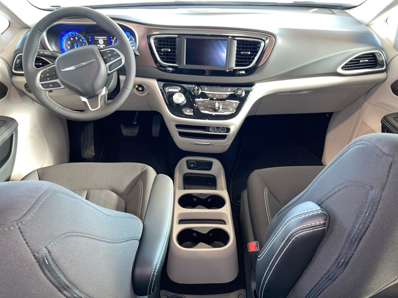 2024 Chrysler Grand Caravan in Regina, Saskatchewan
