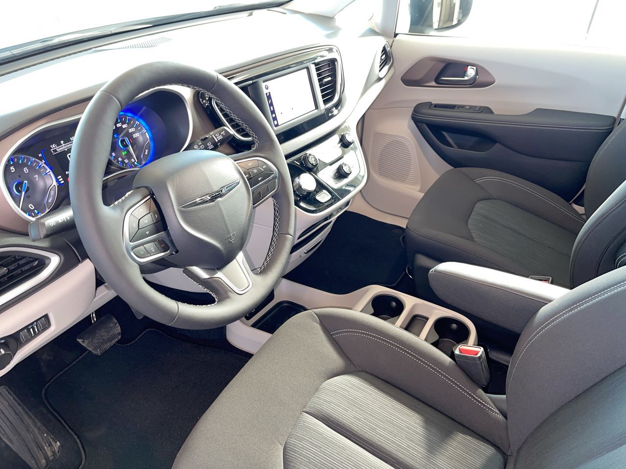 2024 Chrysler Grand Caravan in Regina, Saskatchewan