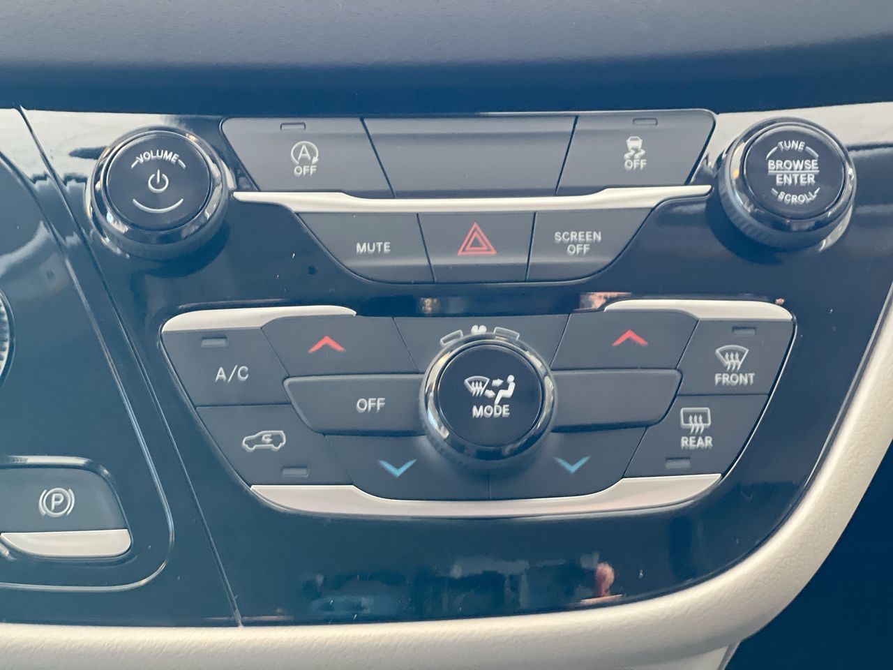 2024 Chrysler Grand Caravan in Regina, Saskatchewan