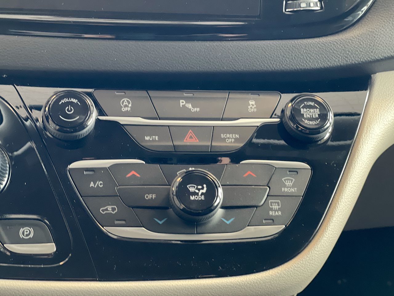 2024 Chrysler Grand Caravan in Regina, Saskatchewan