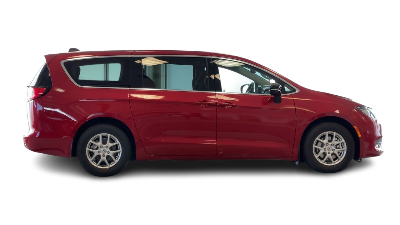 2024 Chrysler Grand Caravan in Regina, Saskatchewan
