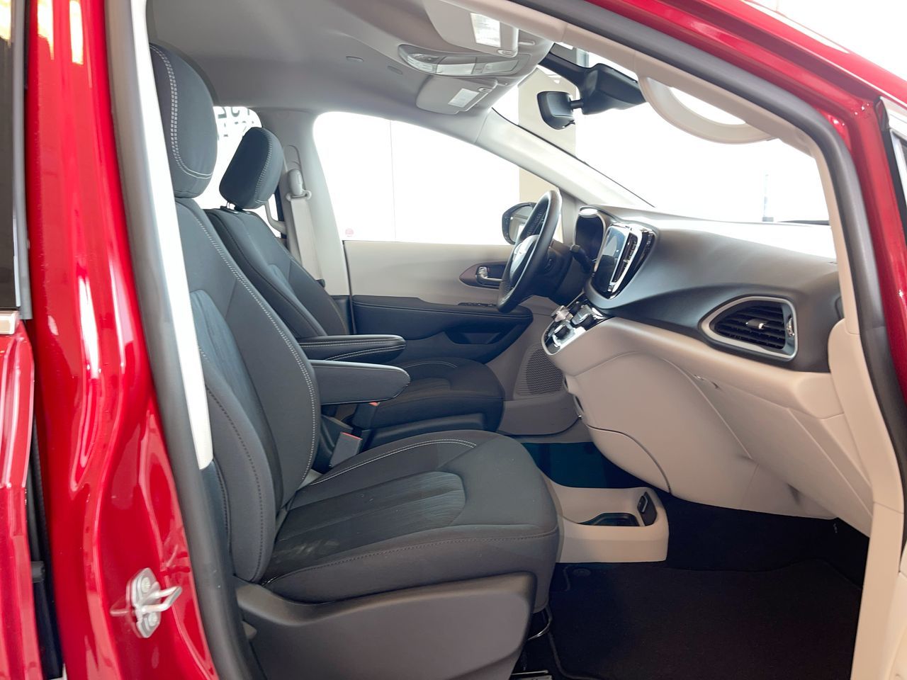 2024 Chrysler Grand Caravan in Regina, Saskatchewan