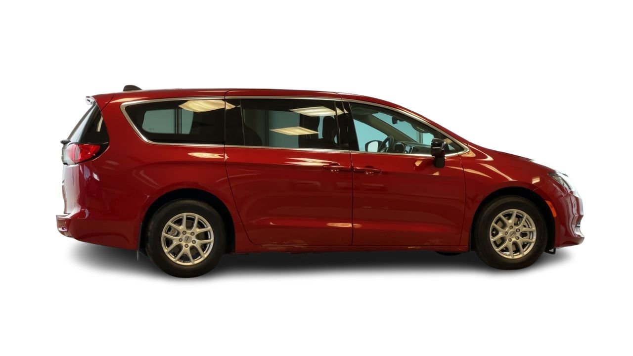 2024 Chrysler Grand Caravan in Regina, Saskatchewan