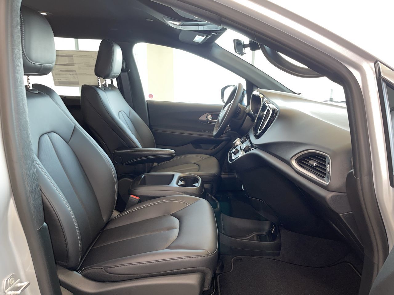 2026 Chrysler Grand Caravan