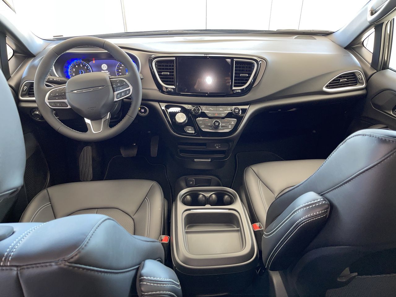2027 Chrysler Grand Caravan in Regina, Saskatchewan
