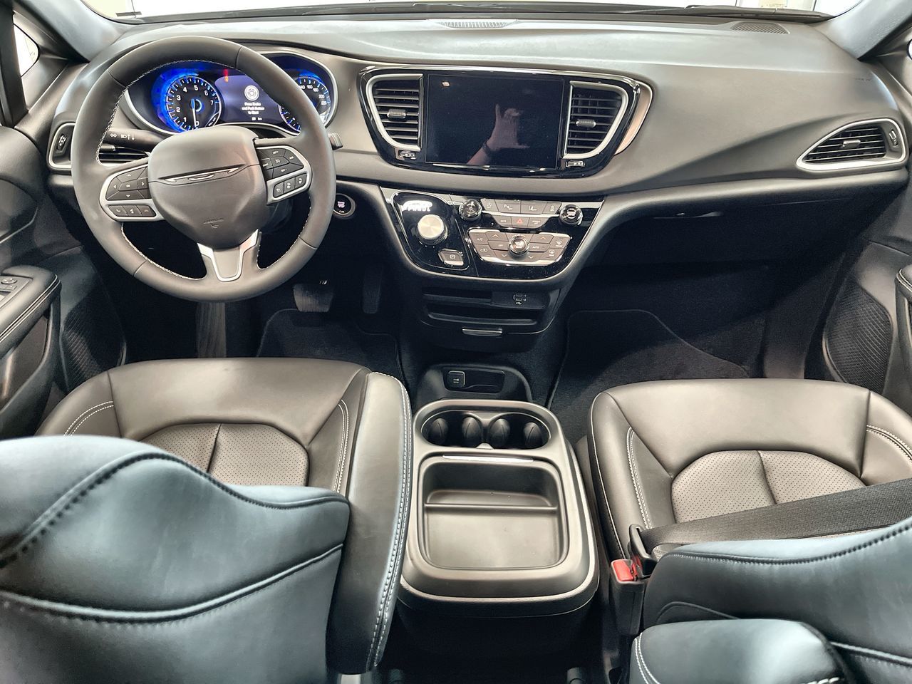 2027 Chrysler Grand Caravan in Regina, Saskatchewan