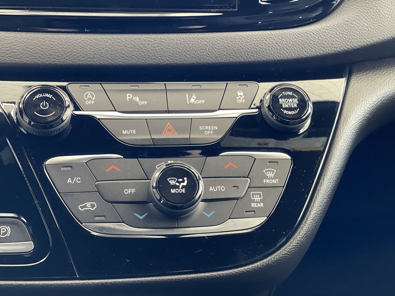 2027 Chrysler Grand Caravan in Regina, Saskatchewan