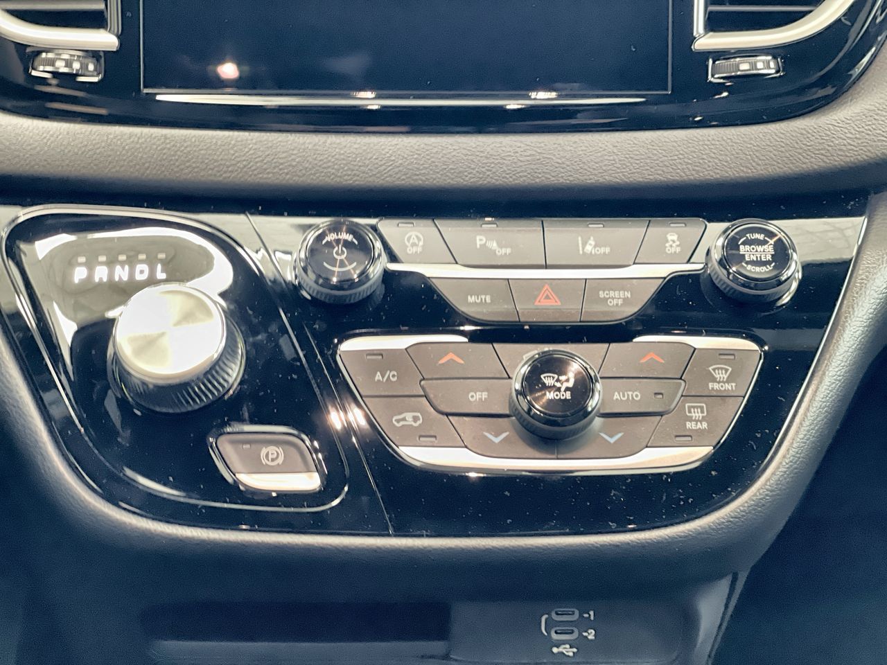 2027 Chrysler Grand Caravan in Regina, Saskatchewan