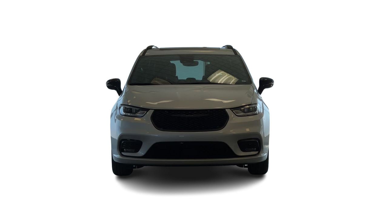 Chrysler Pacifica Hybrid  2024 à Regina, Saskatchewan