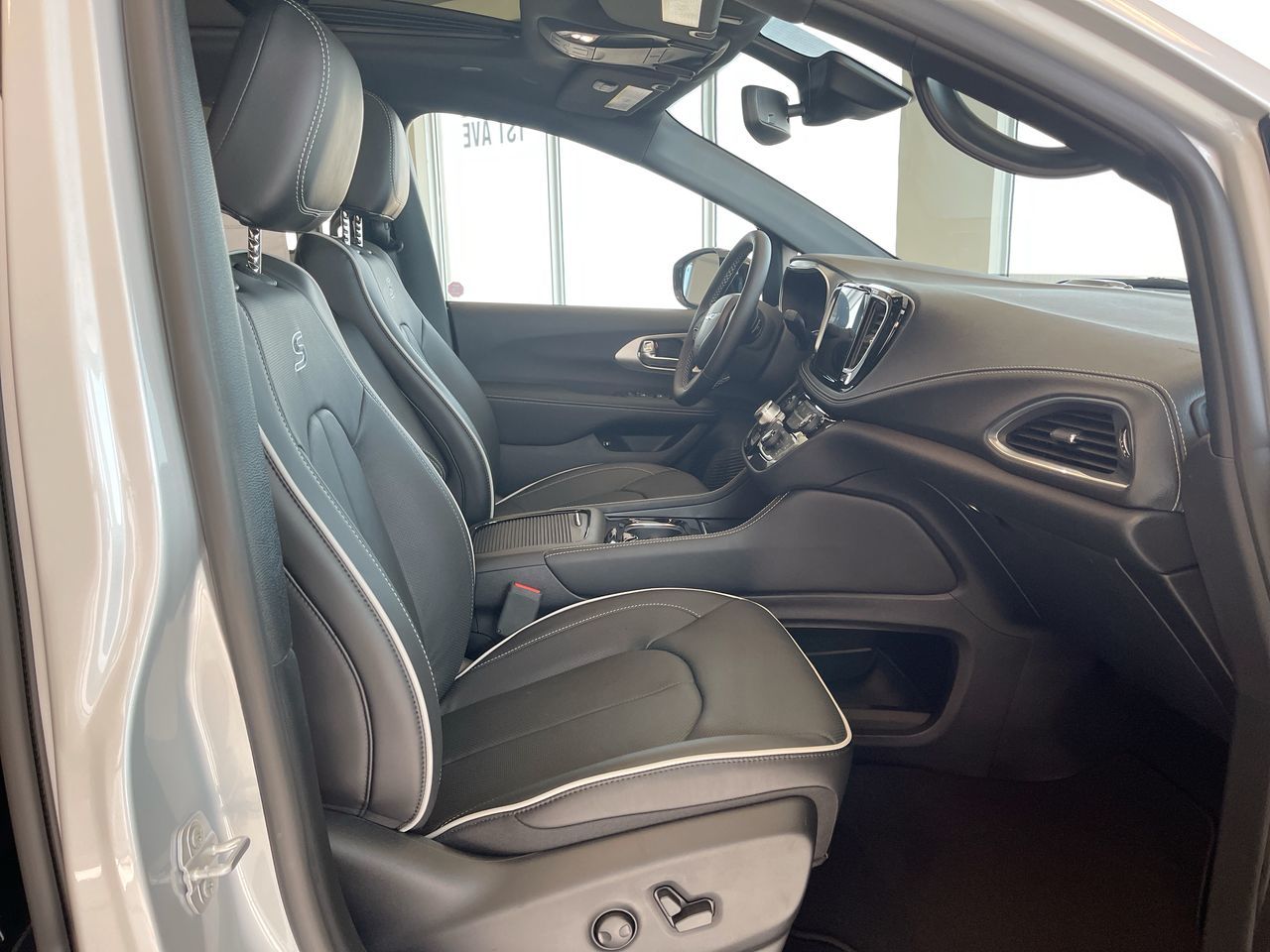 Chrysler Pacifica Hybrid  2024 à Regina, Saskatchewan