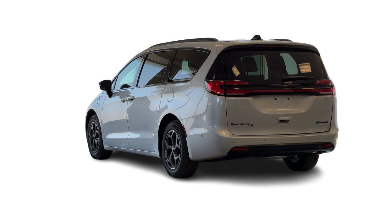 Chrysler Pacifica Hybrid  2024 à Regina, Saskatchewan