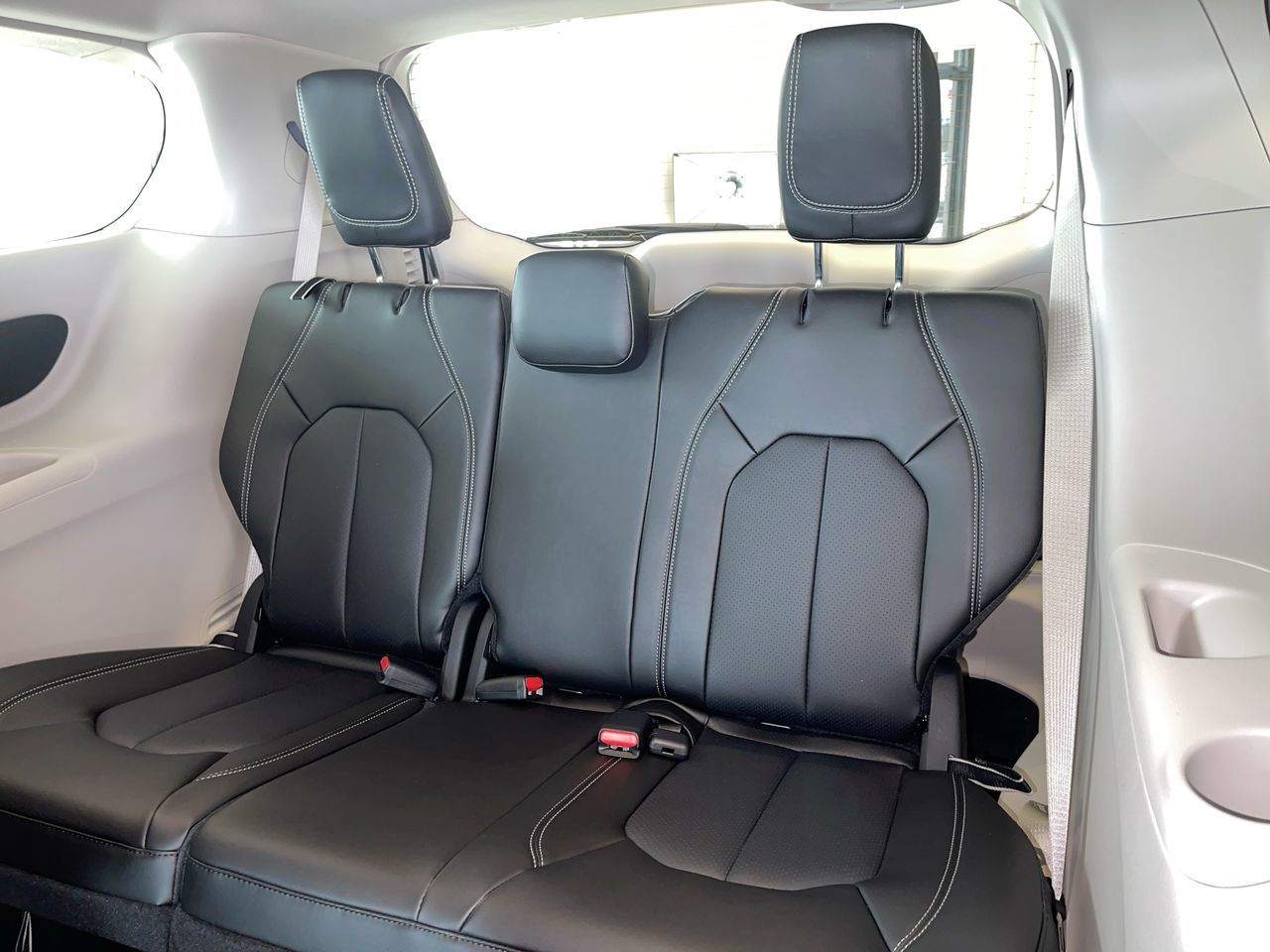 2024 Chrysler Pacifica Hybrid in Regina, Saskatchewan
