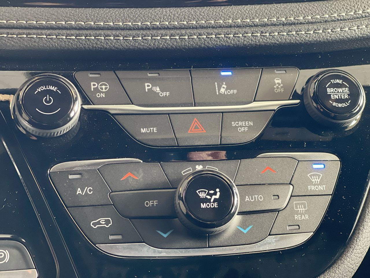 2024 Chrysler Pacifica Hybrid