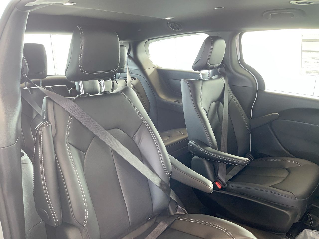 2024 Chrysler Pacifica Hybrid