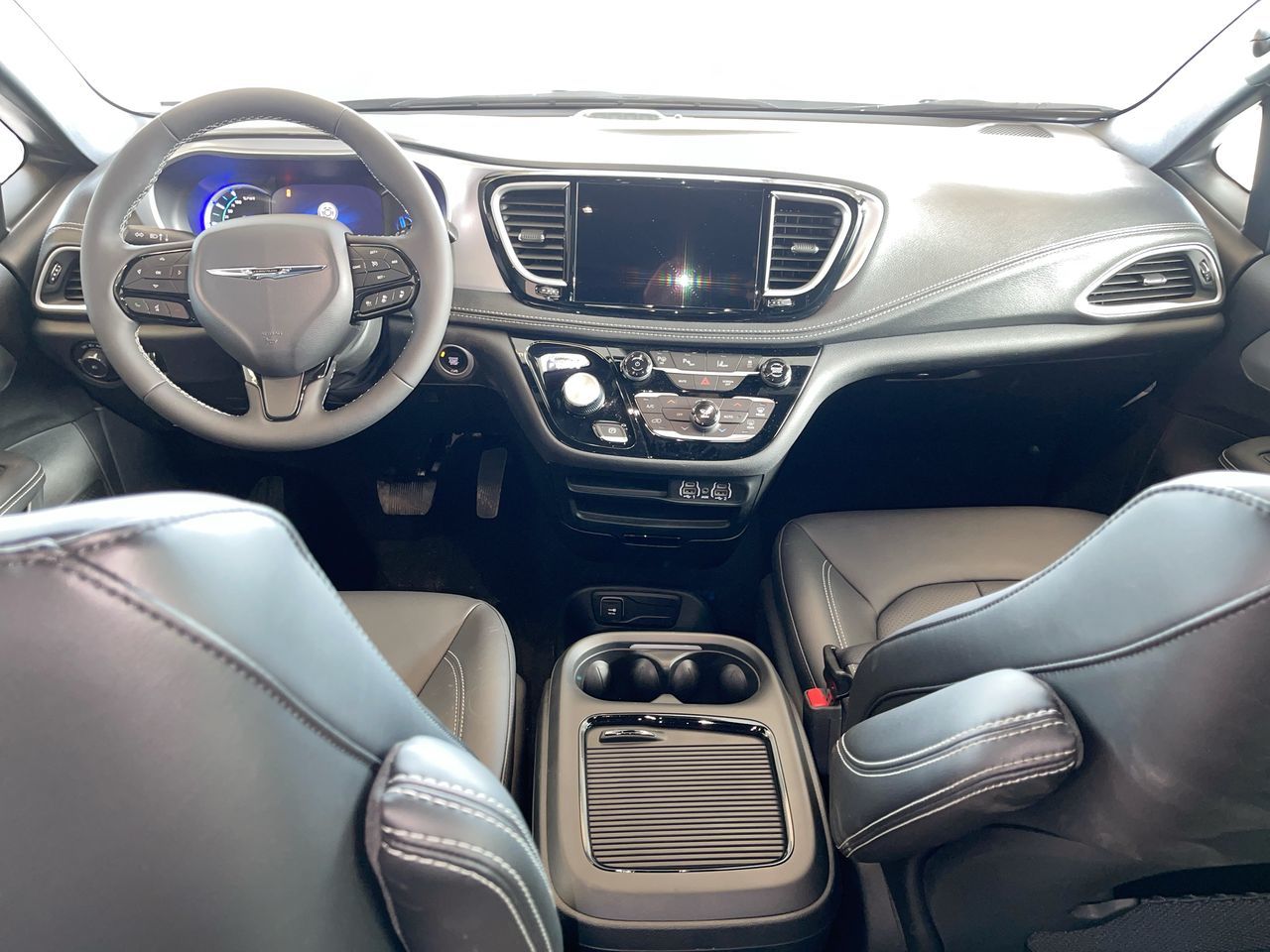 2024 Chrysler Pacifica Hybrid