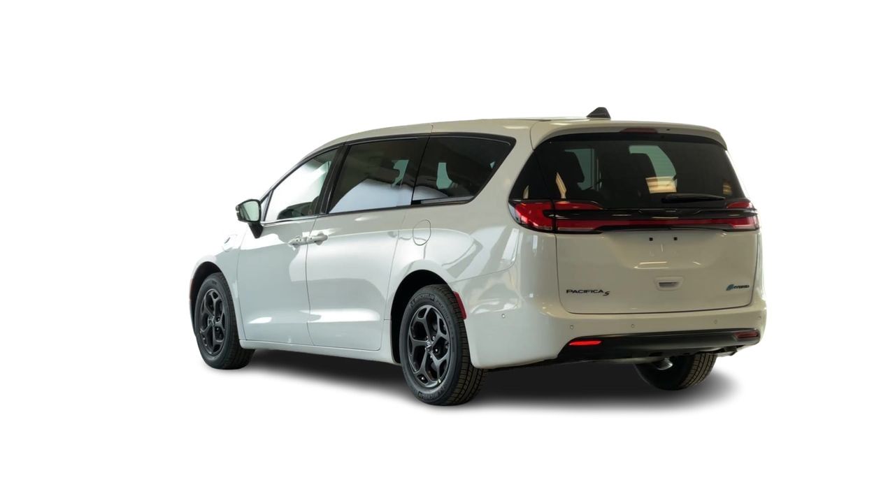 2024 Chrysler Pacifica Hybrid