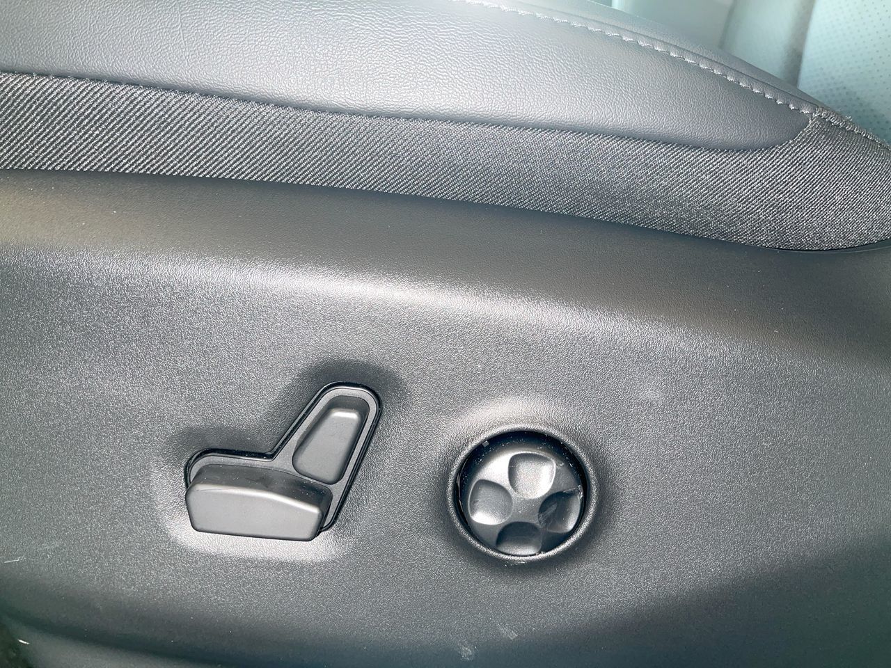 2024 Chrysler Pacifica Hybrid