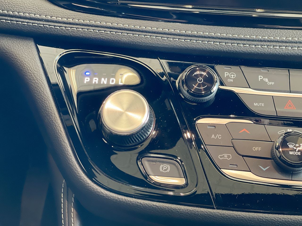 2024 Chrysler Pacifica Hybrid