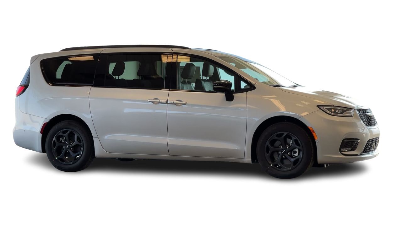 2024 Chrysler Pacifica Hybrid