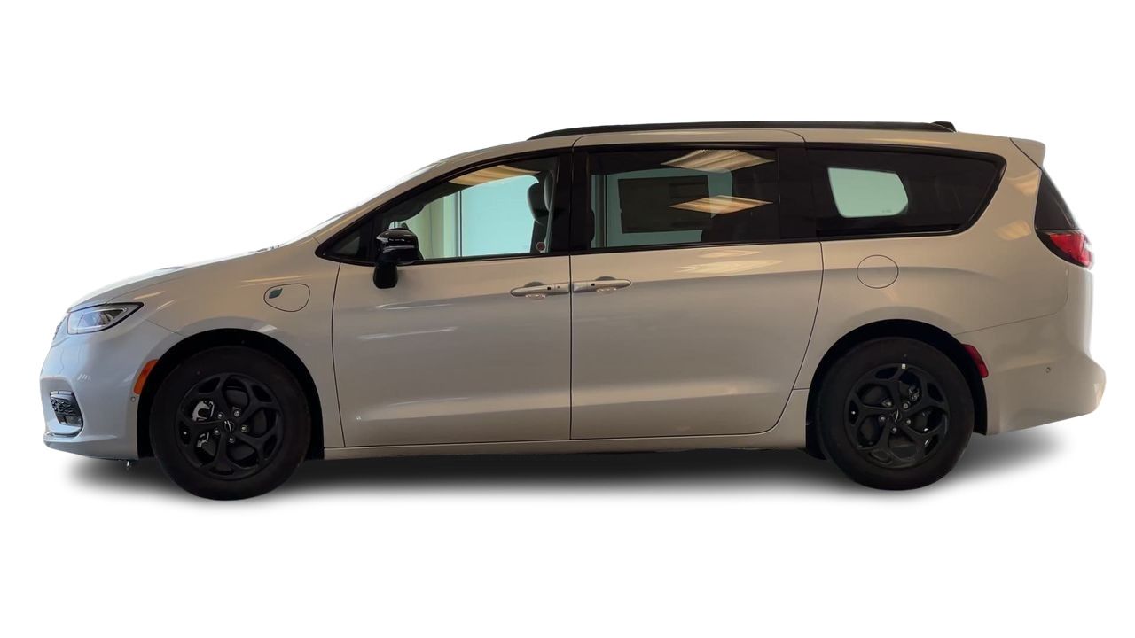 2024 Chrysler Pacifica Hybrid