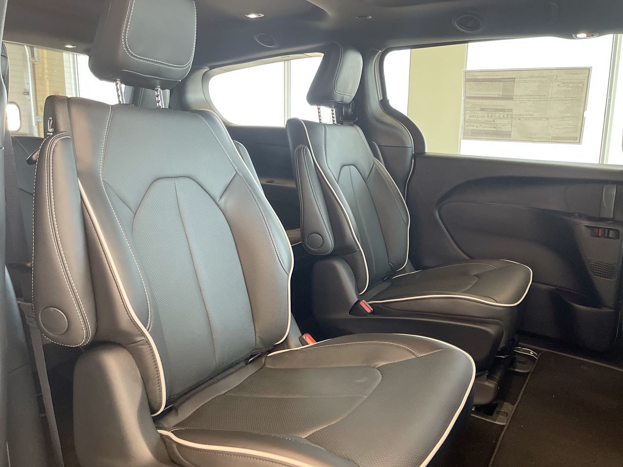 2024 Chrysler Pacifica Hybrid