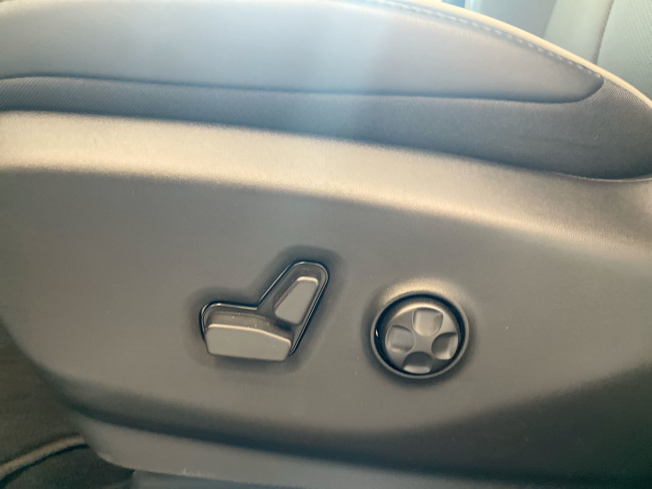 2024 Chrysler Pacifica Hybrid