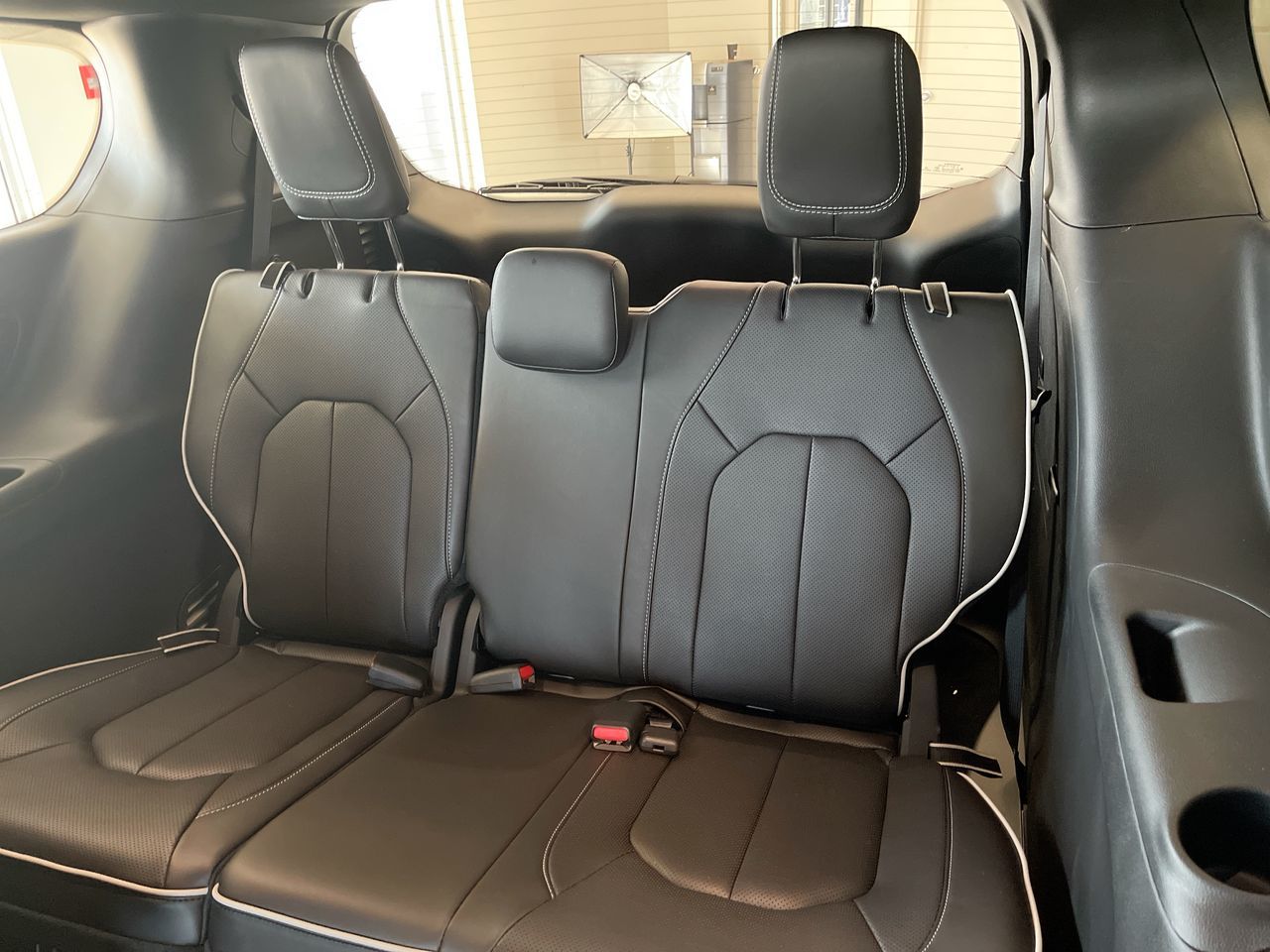 2024 Chrysler Pacifica Hybrid