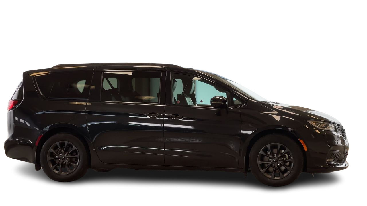 Chrysler Pacifica  2022 à Regina, Saskatchewan