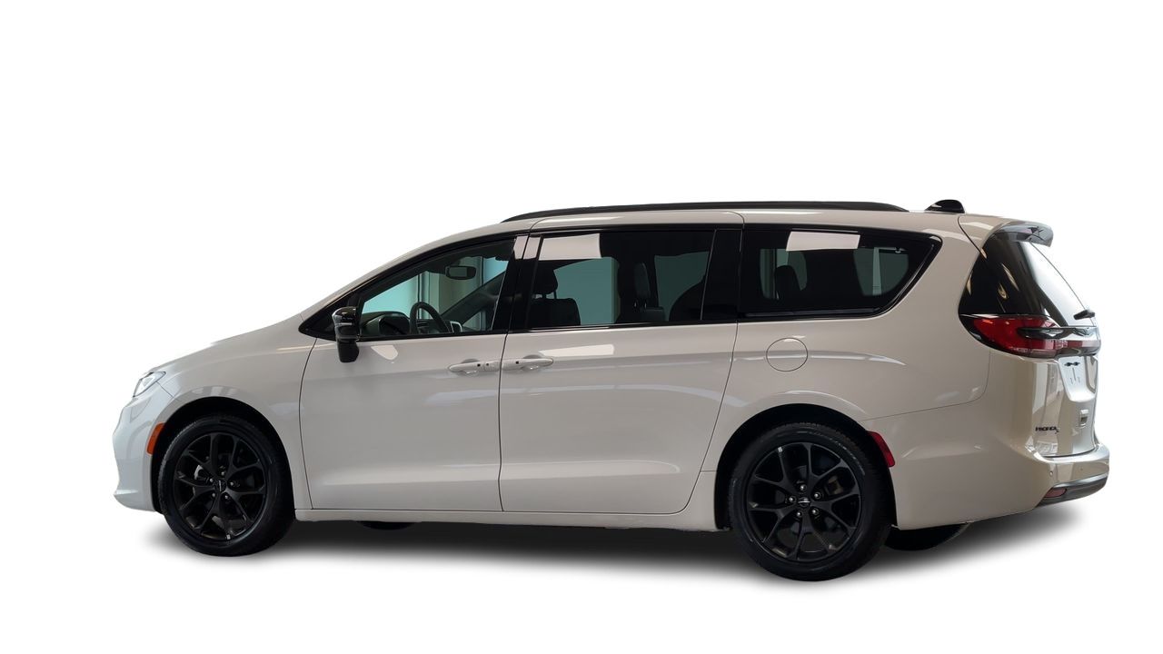 2025 Chrysler Pacifica