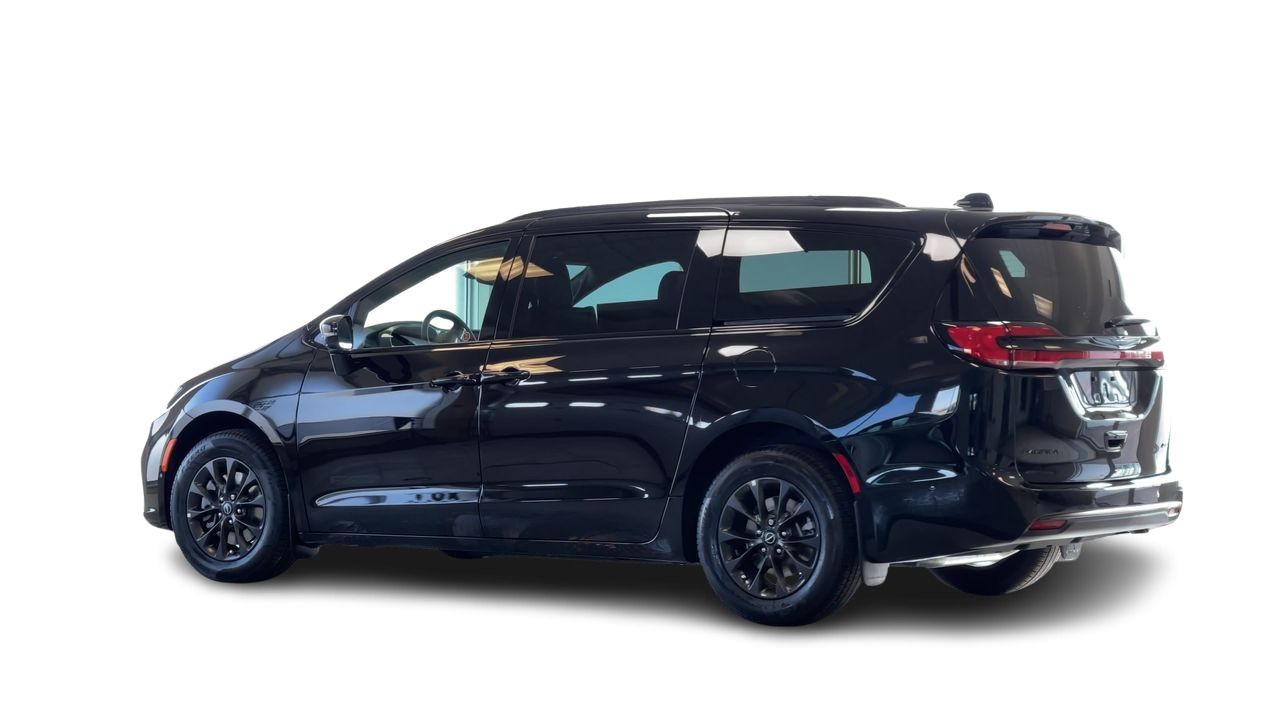 2025 Chrysler Pacifica in Regina, Saskatchewan