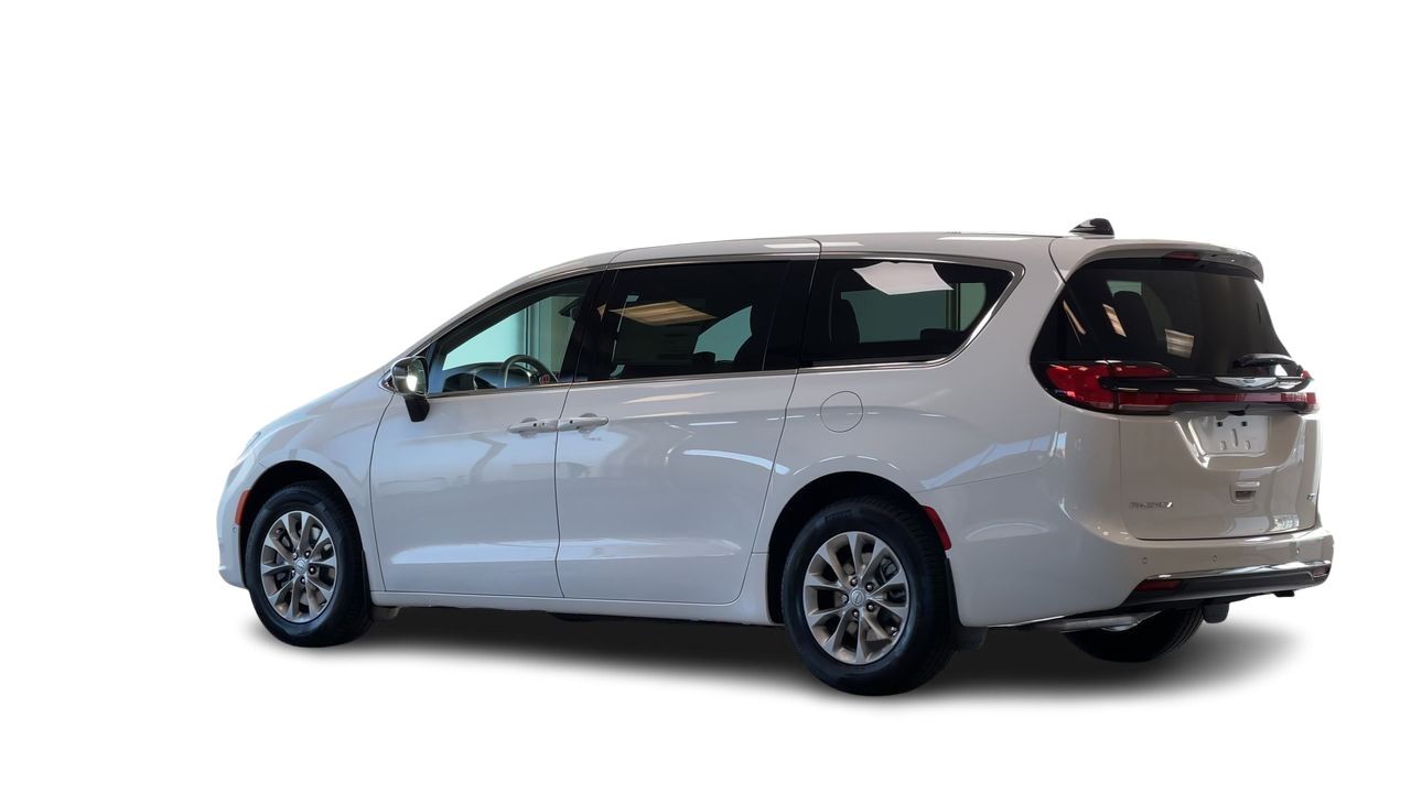 2026 Chrysler Pacifica in Regina, Saskatchewan