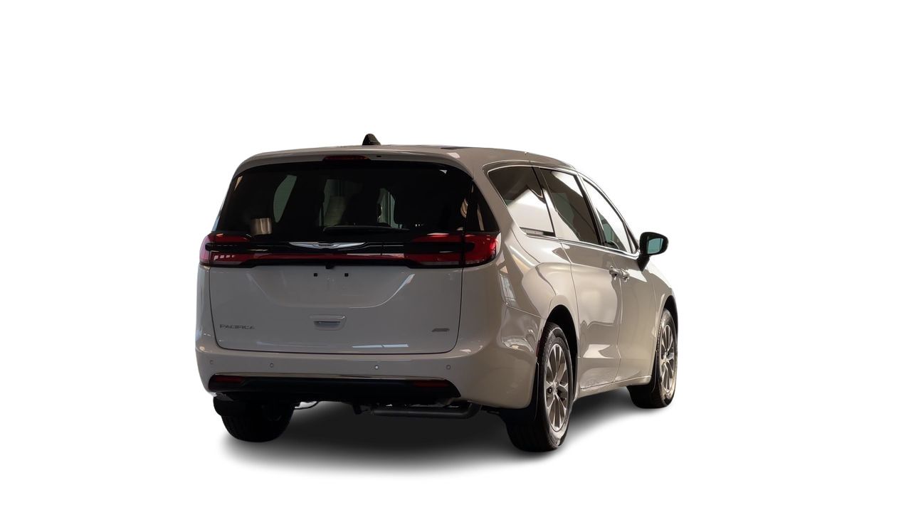 2026 Chrysler Pacifica in Regina, Saskatchewan