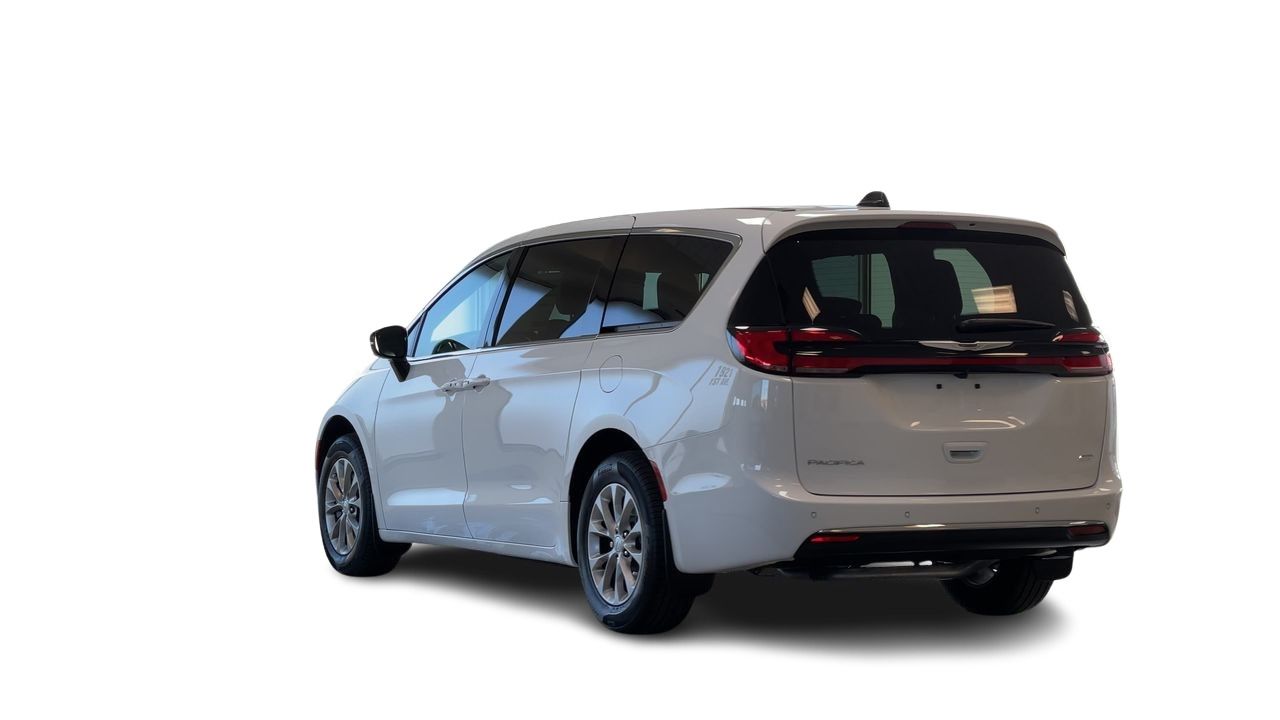2026 Chrysler Pacifica