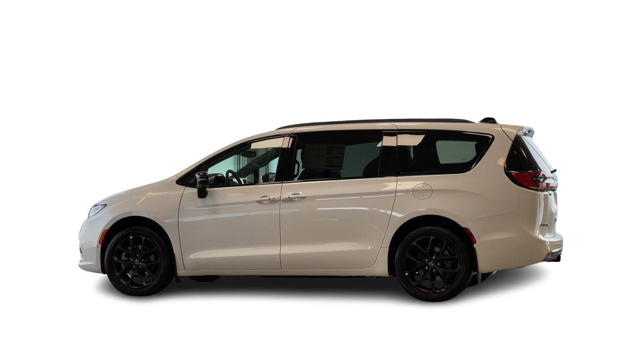 2026 Chrysler Pacifica