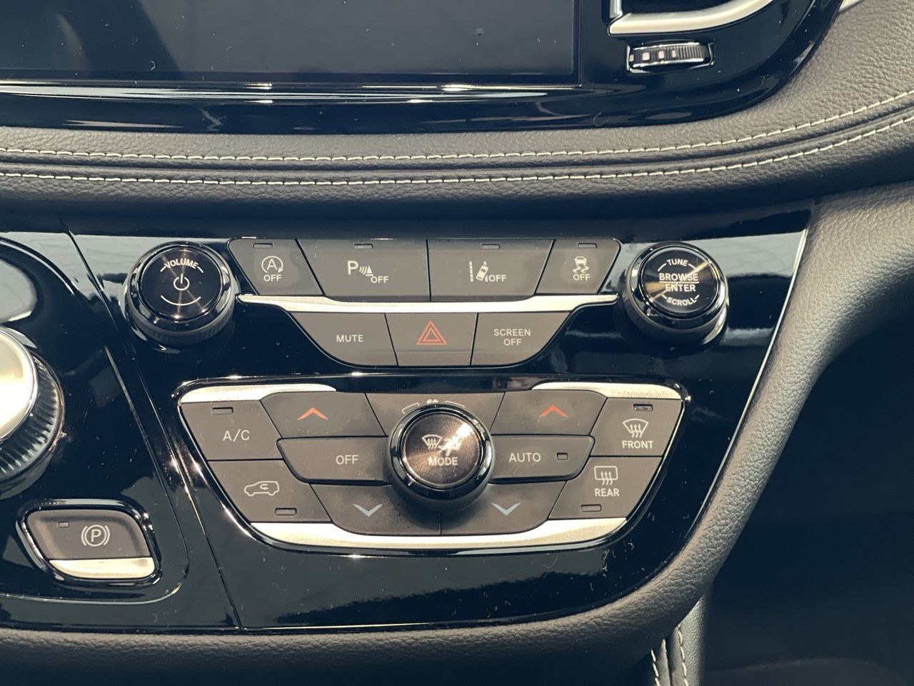 2026 Chrysler Pacifica