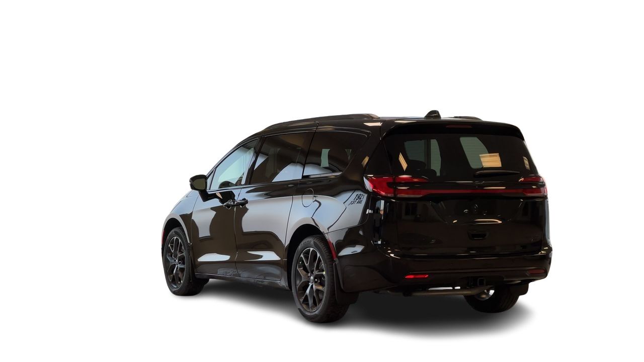 2026 Chrysler Pacifica