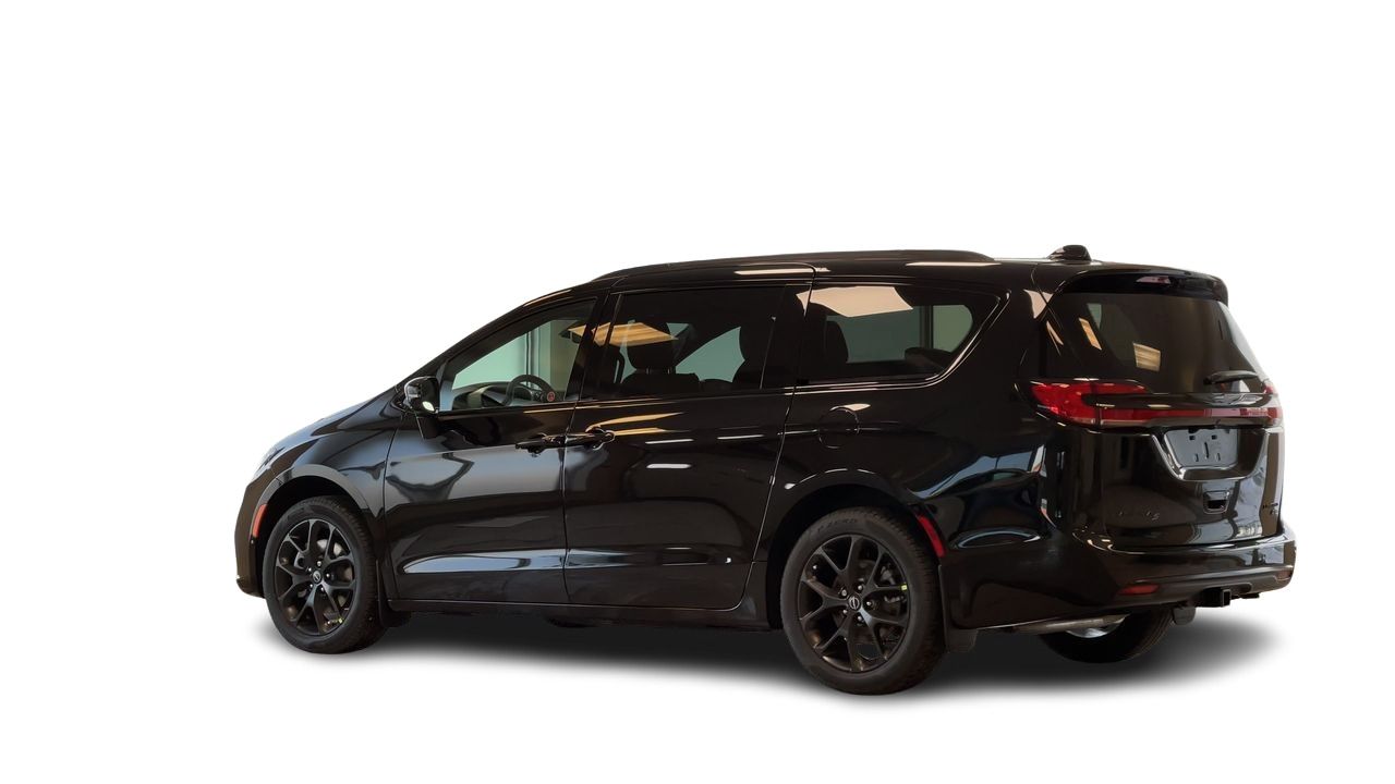 2026 Chrysler Pacifica