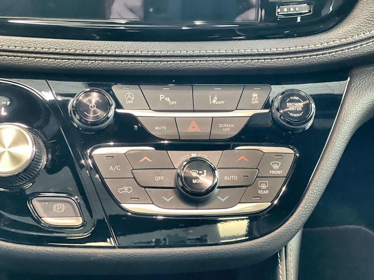 2026 Chrysler Pacifica