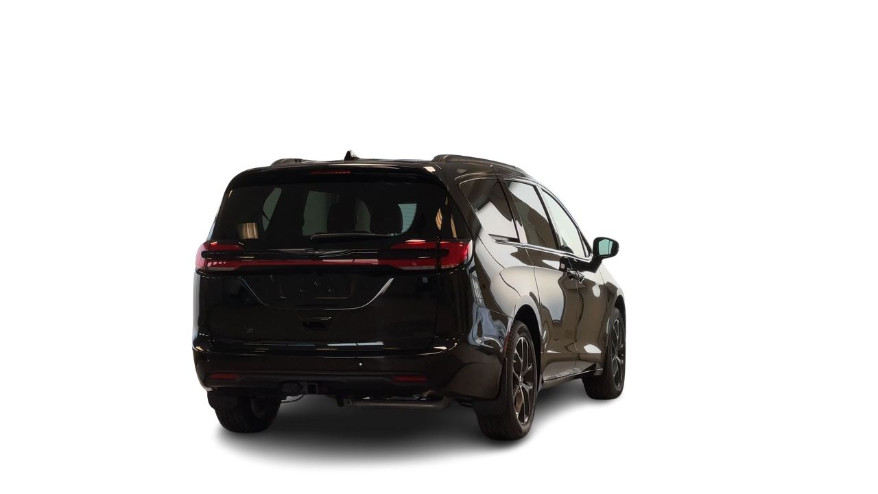 2026 Chrysler Pacifica