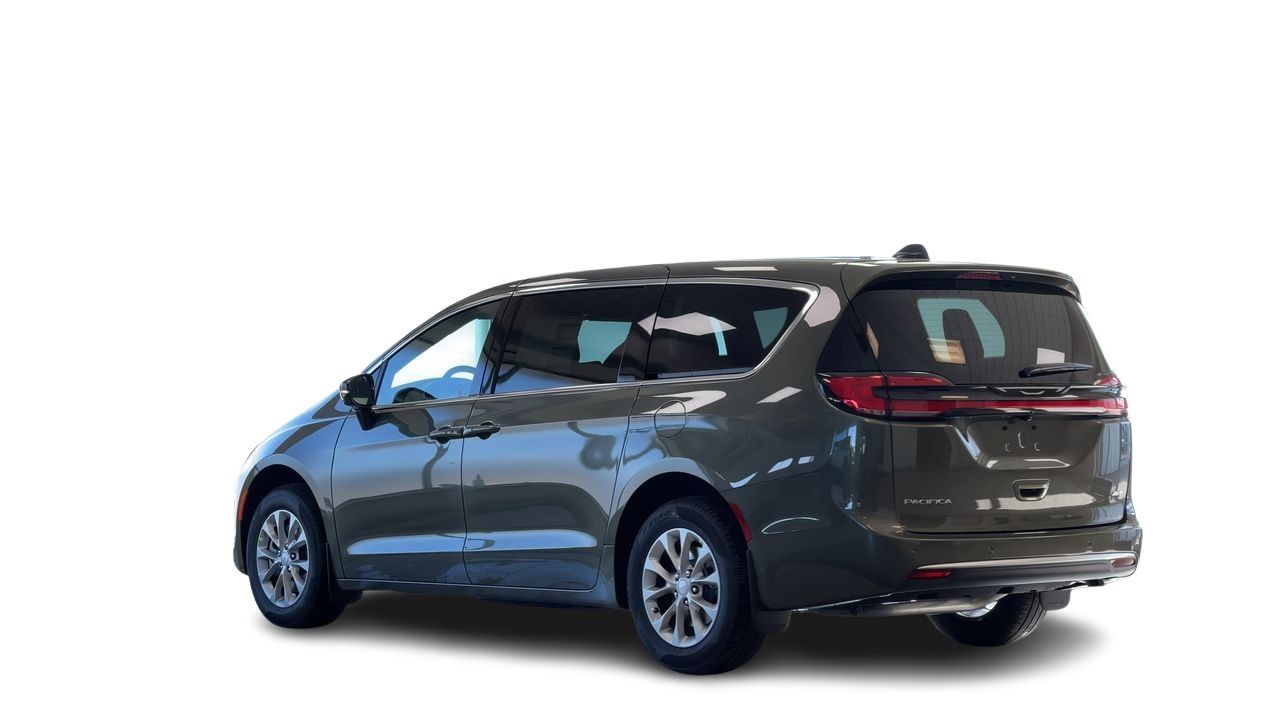 2027 Chrysler Pacifica in Regina, Saskatchewan